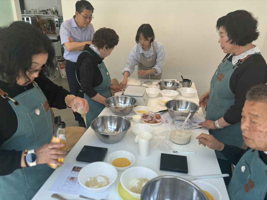 83653ba63162555c6ed3bb6172eb2f5a_1758530